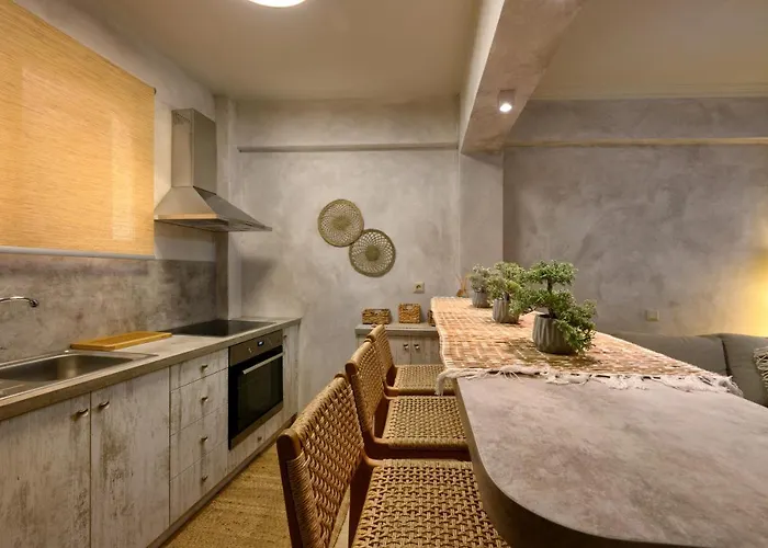 The In Town - With A Private Terrace *