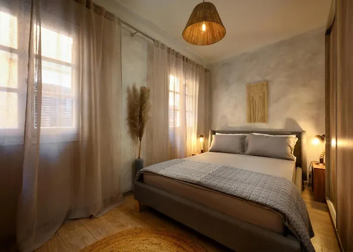 The In Town - With A Private Terrace *